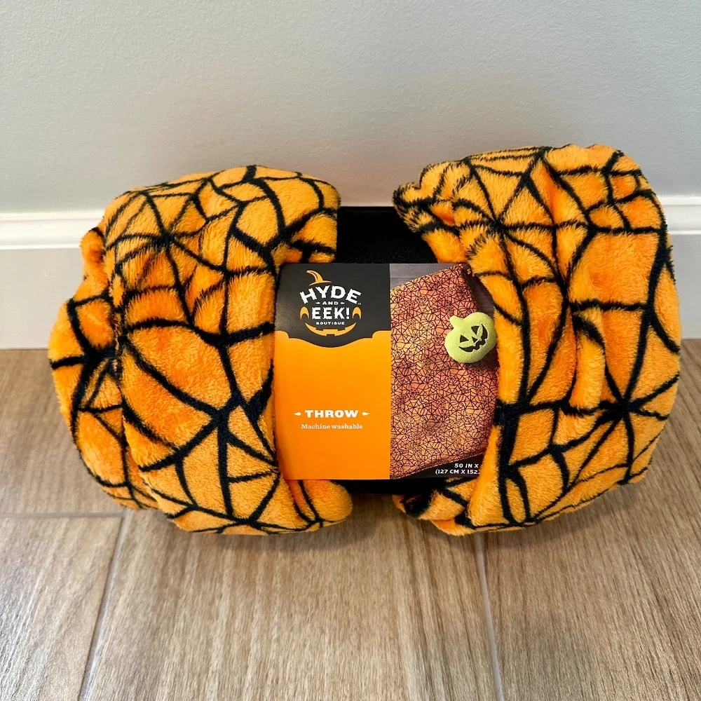 Spiderweb Plush Throw Blanket Orange - Hyde & EEK!